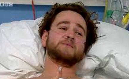 Antivacunas amenazan a paciente por "actuar" tener Covid-19