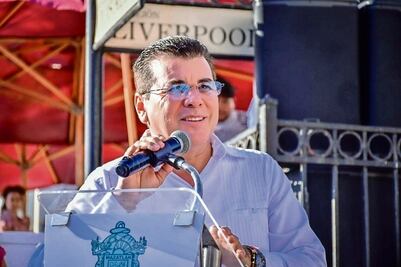 Alcalde, “como San Pedro”, niega nexo con su antecesor