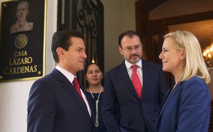 Peña Nieto se reúne con titular de Seguridad Interna de Estados Unidos
