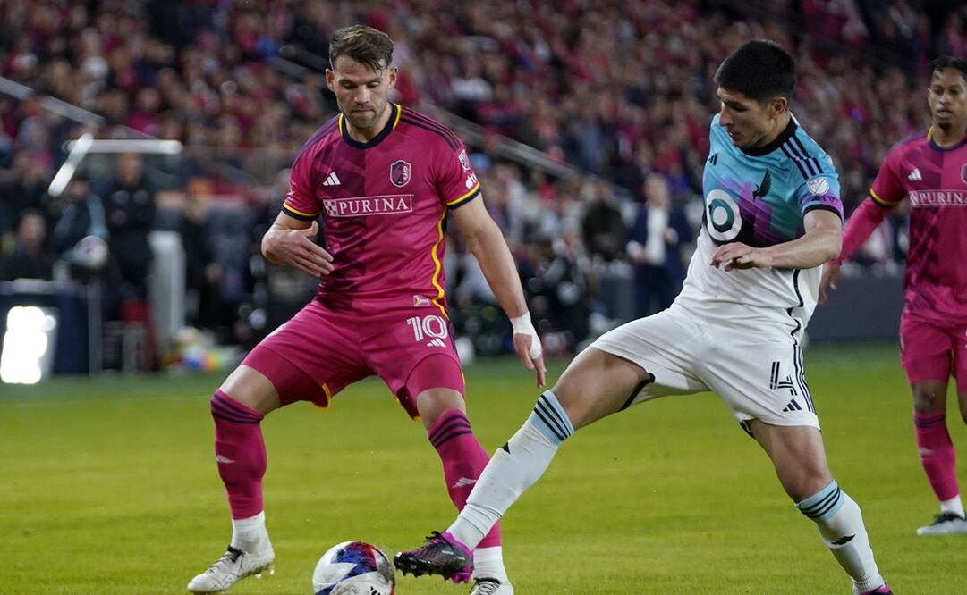Miguel Tapia en partido de la MLS - Foto: AP