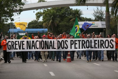 Petroleros en huelga abren otro frente de crisis en Brasil