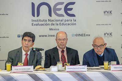 Con nivel insuficiente en secundaria, seis de cada 10