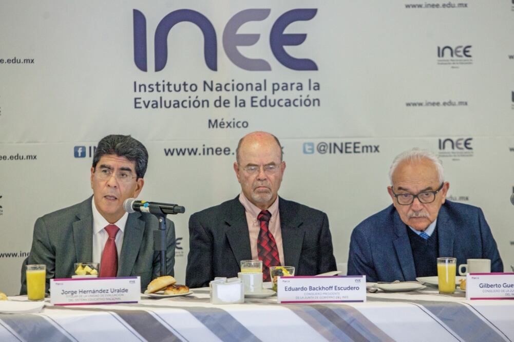 En el Instituto Nacional para la Evaluación de la Educación presentaron los resultados de Planea 2017, prueba aplicada a alumnos de tercero de secundaria . (CAMILA MATA. EL UNIVERSAL)