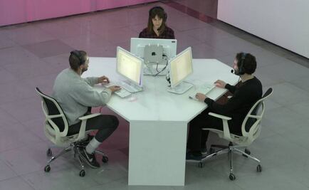 Shia LaBeouf espera tu llamada. Aquí el número