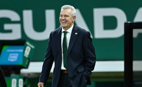 Javier Aguirre mantiene la calma a pesar de asegurar el liderato: “Lo que importa es el lugar final”