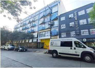 Joven de 25 años muere al caer de un edificio en la condesa; limpiaba vidrios a una altura de 20 metros