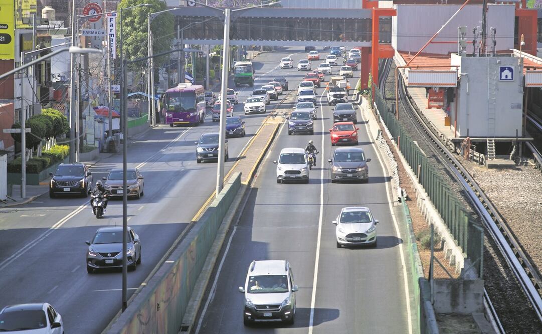 La contingencia ambiental en la Ciudad de México se suspendió ayer. El miércoles hubo un no circula más estricto para el parque automovilístico en la capital. Foto: German Espinosa 