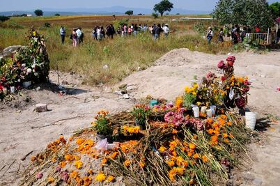 Fiscal de Morelos comparece por fosa de Cuautla