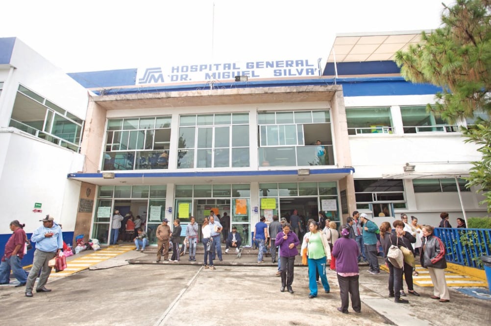 Los familiares dijeron que el director del hospital, Raúl Leal Cantú, los reu n ió para decirles que tal vez se trataba de un virus, pero que desconocía su origen. Foto: ARCHIVO EL UNIVERSAL