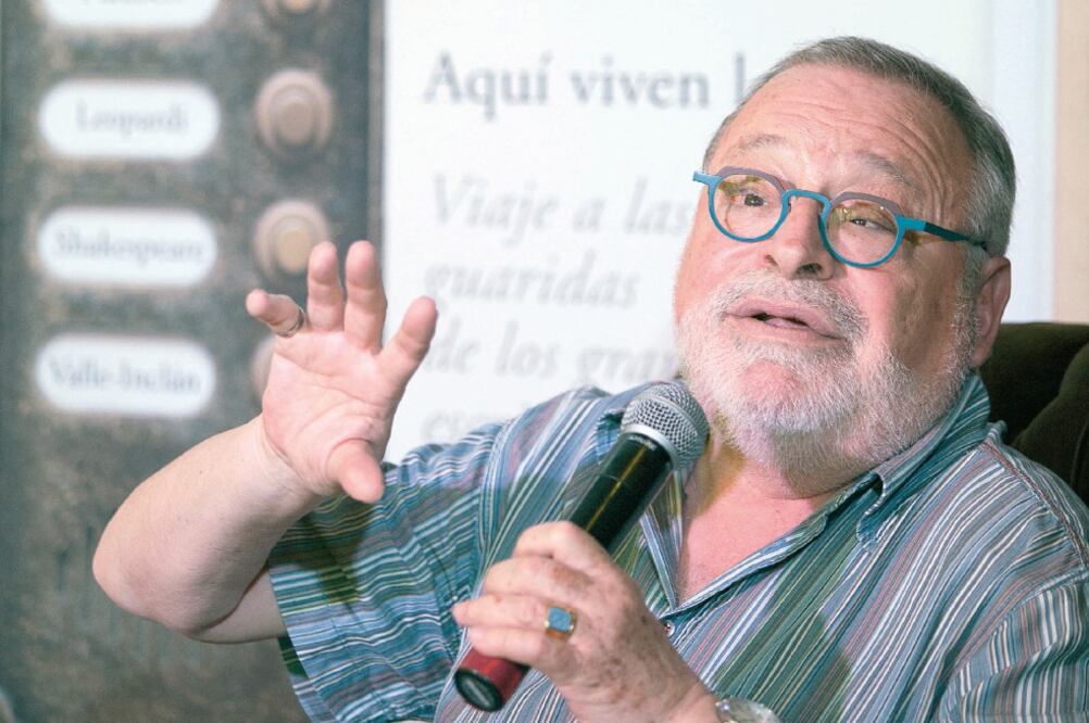 El escritor Fernando Savater durante la presentación de su último libro (IVAN STEPHENS. EL UNIVERSAL)