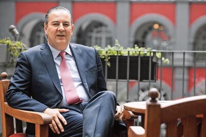 “No tengo obsesión por el poder, sino de servir”