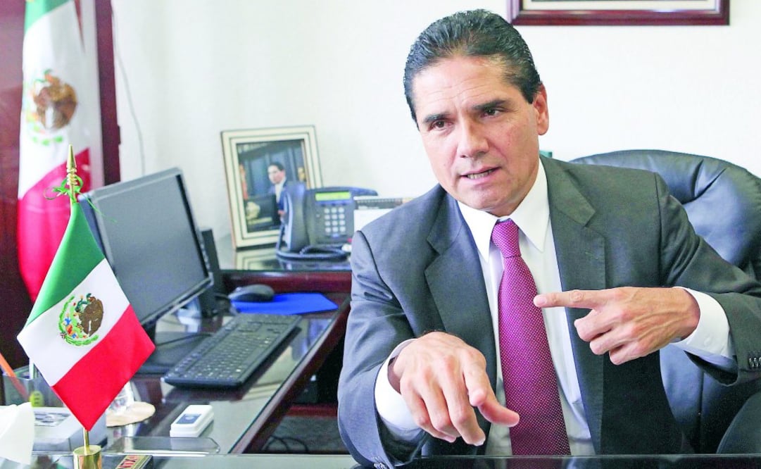 Tribu de Silvano, lo quiere en Los Pinos