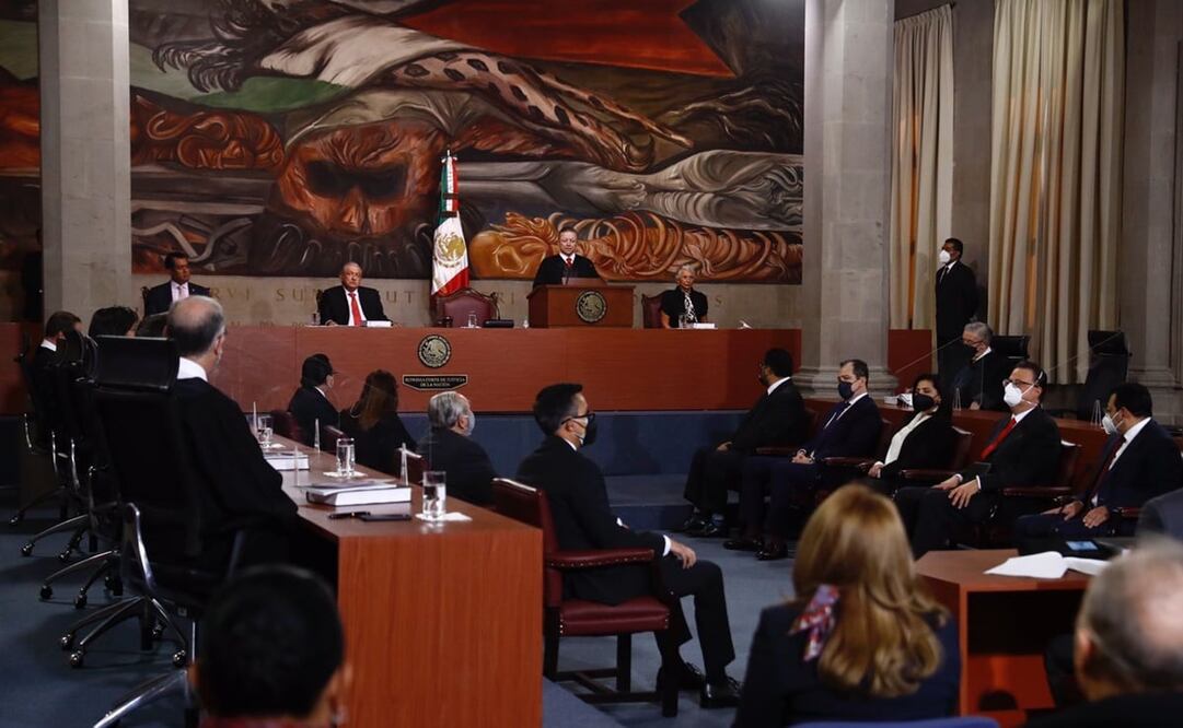 El presidente López Obrador asistió al tercer informe anual del ministro presidente de la Corte. Foto: Diego Simón Sánchez / EL UNIVERSAL