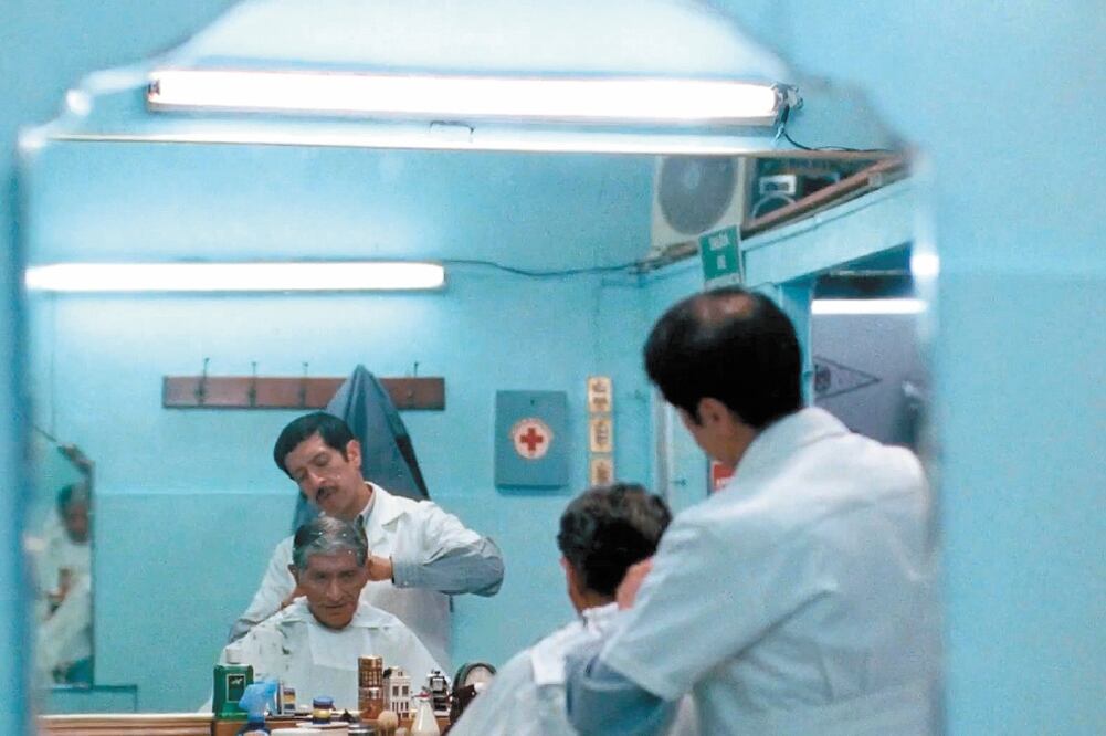Llega a la Cineteca Nacional con la cinta El peluquero romántico. Foto: 13 Lunas/FIDECINE