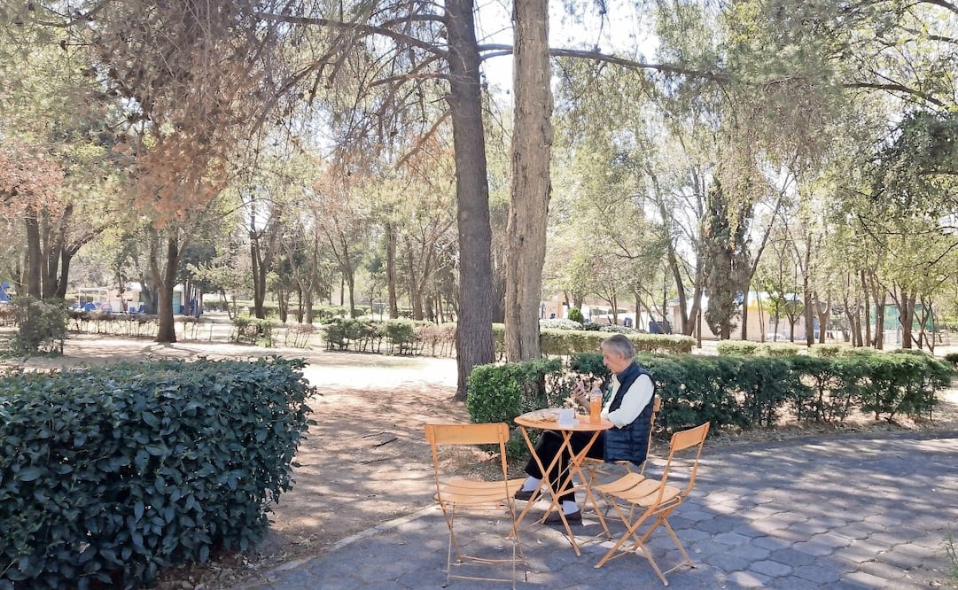 La encargada del Parque Naucalli explica que se deberá cambiar el reglamento para operar en la noche. Foto: Rebeca Jiménez / EL UNIVERSAL