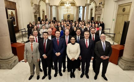 Empresarios ofrecen 35 mil empleos para mexicanos deportados; Rosa Icela celebra iniciativa tras reunión