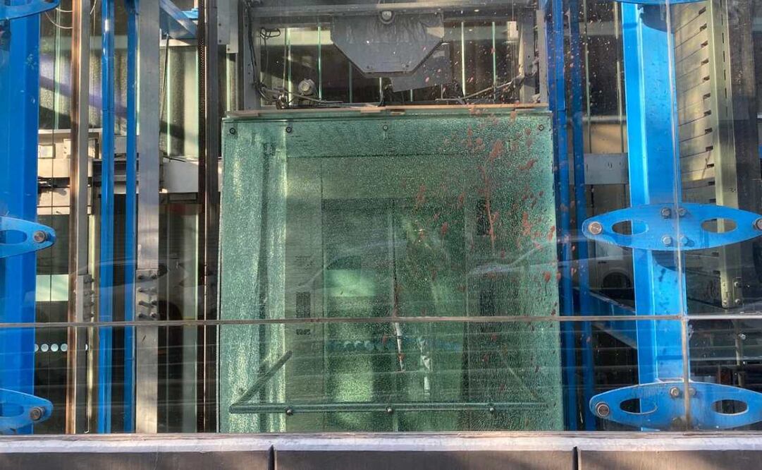 Elevador se desploma desde un doceavo piso en un edificio la colonia Escandón (03/04/2025). Foto: Valente Rosas / EL UNIVERSAL