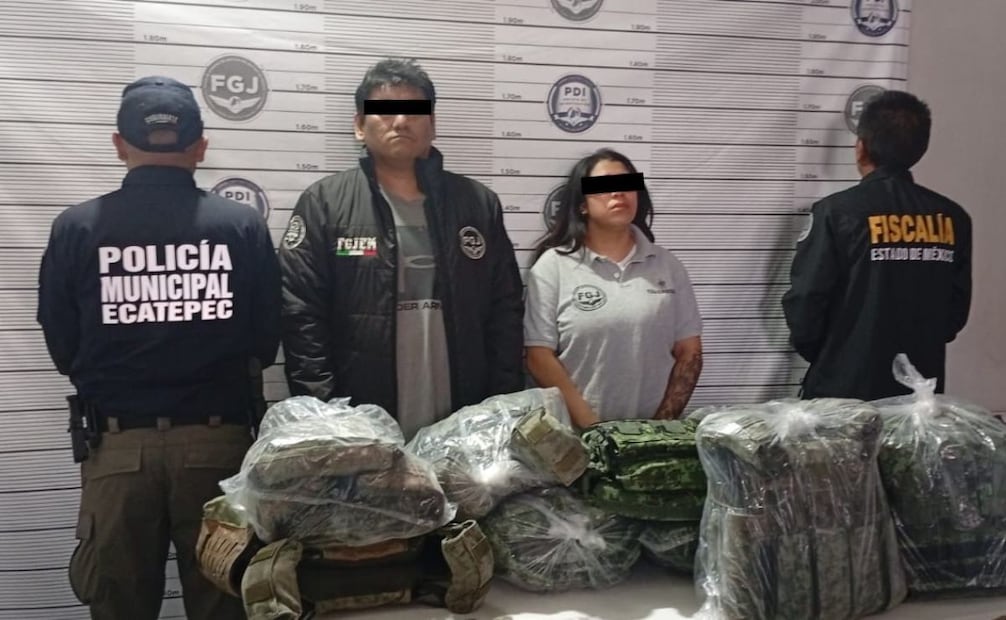 elementos del sector 14 de la Policía Municipal y de la fiscalía detuvieron a una mujer y un hombre.
Foto: Especial.