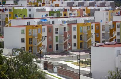 Entregan 32 mil créditos hipotecarios a policías federales