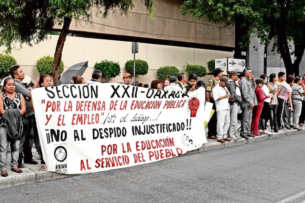 La CNTE logró reunir a cerca de 4 mil personas en su protesta en la CMDX por la detención de sus líderes, una cifra que se mantuvo en el promedio (ÉDGAR RIVERA. EL UNIVERSAL)