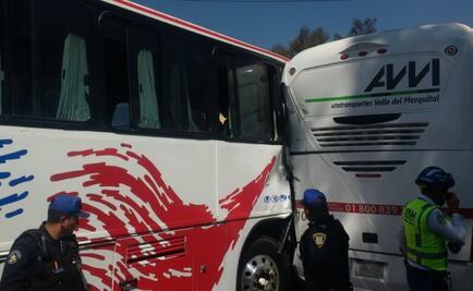 Amputan mano a menor por choque de autobuses en Insurgentes
