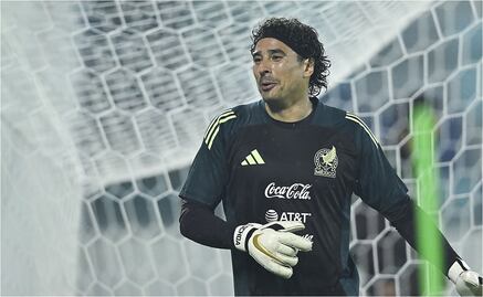 Guillermo Ochoa adelanta la fecha de su retiro; "En el futbol me queda hasta el 2026"