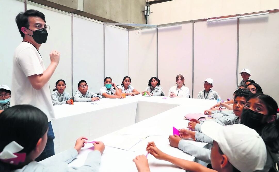 Por votación, los miembros de cada comisión eligieron un tema para formular ideas y llegar a acuerdos, Foto: Especial