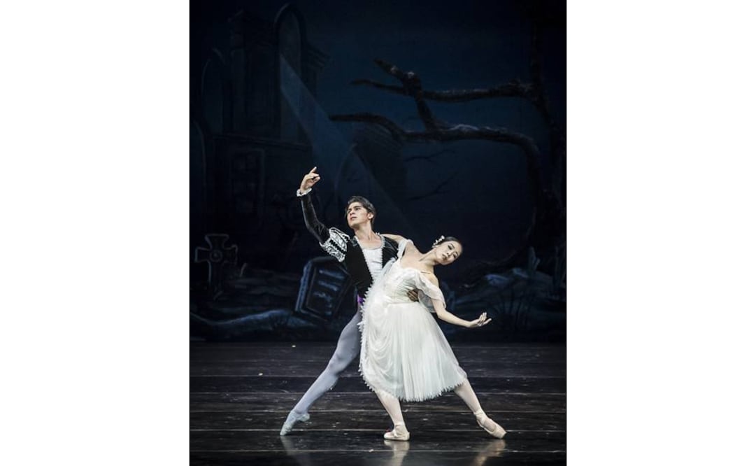 "Giselle" es una pieza del romanticismo francés, obra de del dramaturgo Pierre Jules Theóphile Gautier (1811-1872) que presenta un drama de amor, traición y locura. FOTO: Cortesía CND/Carlos Quezada