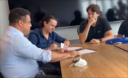 Ronaldo se convierte en el accionista mayoritario del Cruzeiro de Brasil