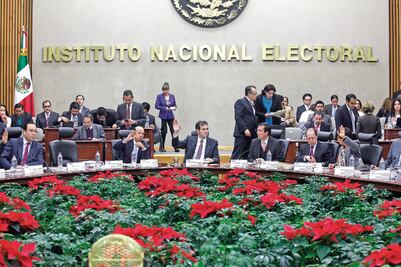 INE analiza elección de Asamblea Constituyente del DF