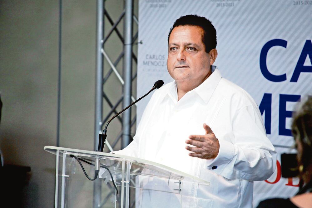 En la foto: Carlos Mendoza Davis, gobernador panista de Baja California Sur (ARCHIVO EL UNIVERSAL)