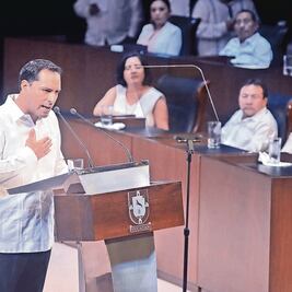 Acusa gobierno de Vila Dosal faltante de mil 900 mdp 