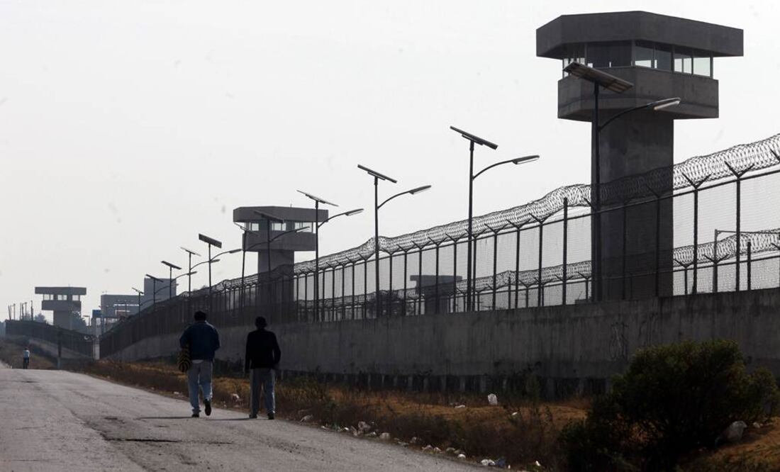 Vista externa del penal del Altiplano, en Almoloya de Juárez./Archivo - EL UNIVERSAL