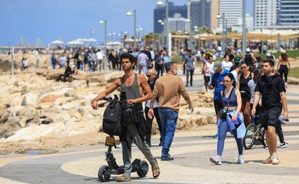 Líderes mundiales festejan algo al fuego en guerra entre EU, Israel e Irán; se restablece circulación en Ormuz