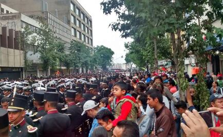 Alistan desfile militar en el Zócalo