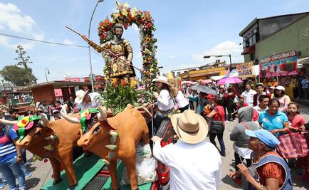 Asisten más de 15 mil personas a desfile Paseo San Isidro en Metepec