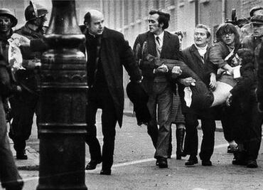 Qué pasó el "Domingo Sangriento", el día más oscuro del conflicto de Irlanda del Norte hace 50 años