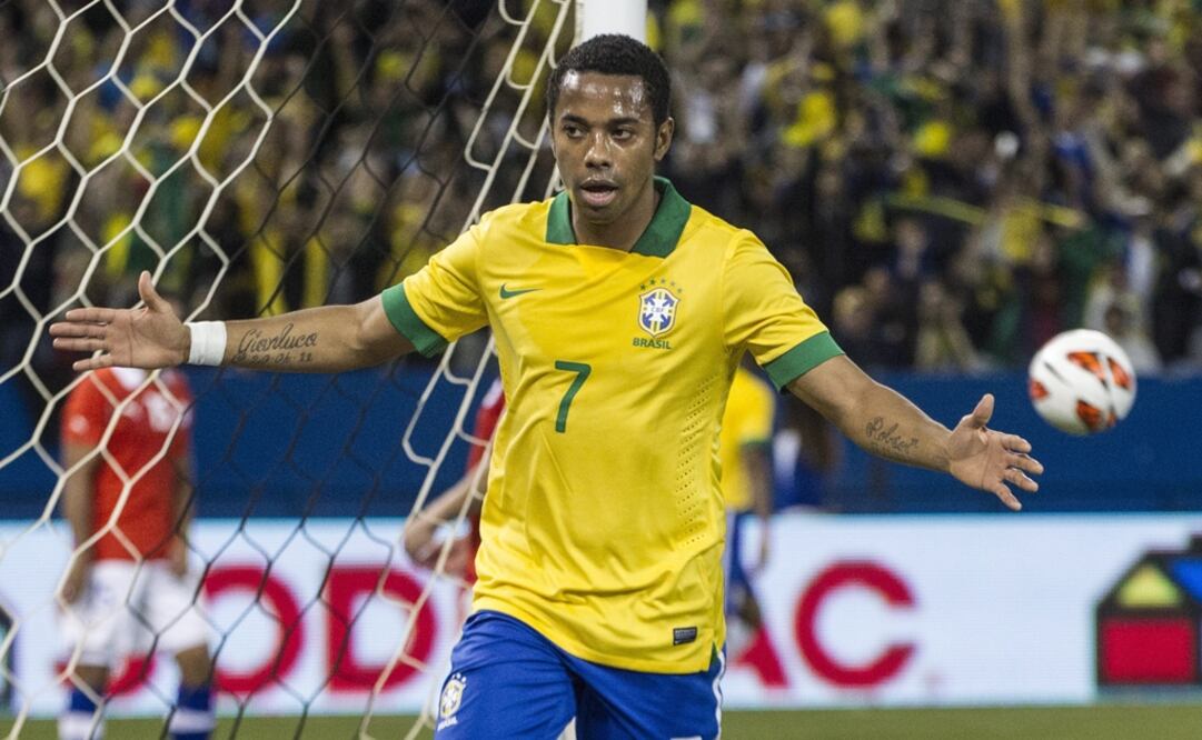Robinho celebrando una anotación de Brasil. FOTO/ARCHIVO