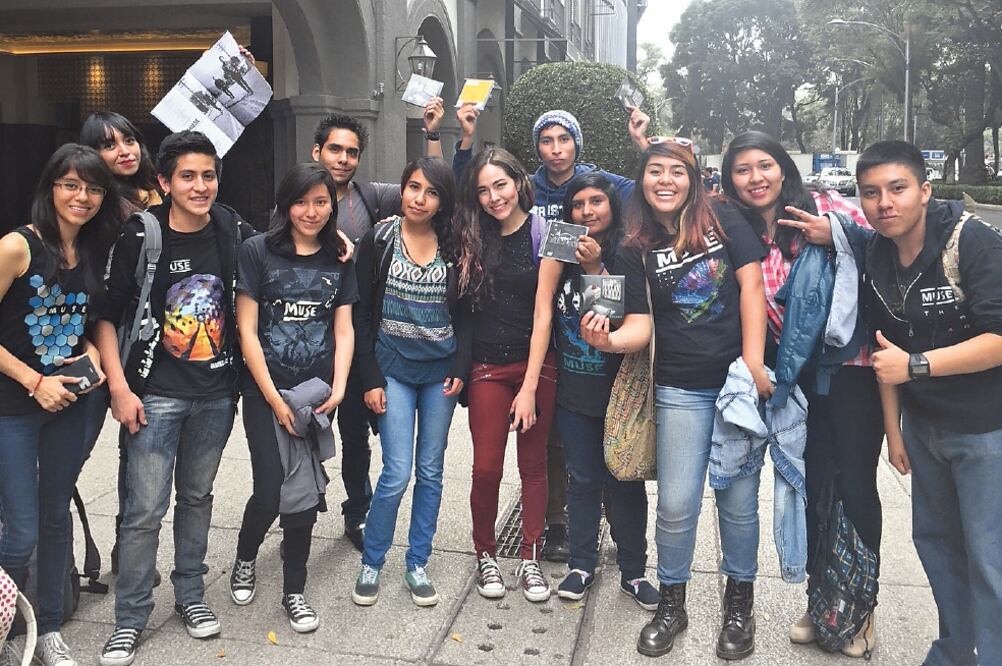 Algunos de ellos fueron al show en el Palacio de los Deportes (CRISTINA PINEDA. EL UNIVERSAL)