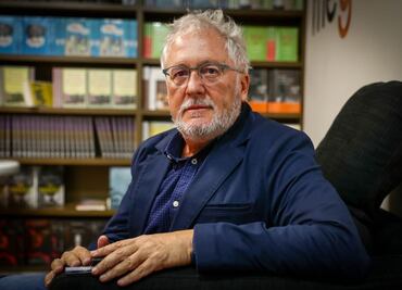 "Llevar un diario es un ejercicio para no autoengañarse nunca": Héctor Abad Faciolince