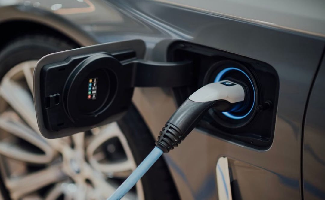 El aluminio gana terreno porque los nuevos automóviles necesitan reducir el peso y mejorar la eficiencia, afirman. Foto: Unsplash