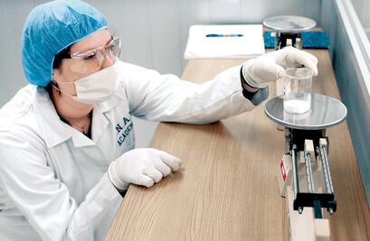 En sexenio de EPN condonaron impuestos por más de 7 mil 705 mdp a farmacéuticas: FUNDAR