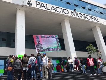 "¡Que nos paguen!”, reclaman empleados del ayuntamiento de Naucalpan ante adeudos