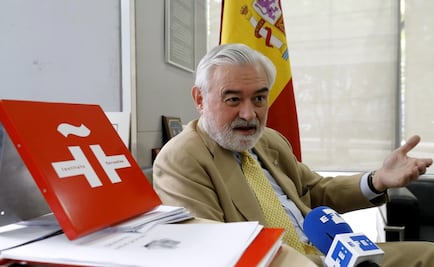 "Es absurdo que la gente diga tablet en lugar de tableta"