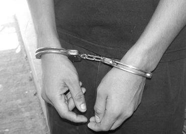 Denuncia: Ponchadura de llanta termina en presunto abuso policial en Nicolás Romero, Edomex