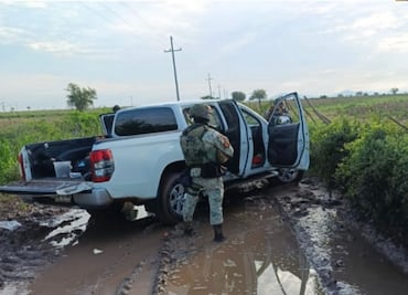 Aseguran armas, drogas y vehículos en operativos de Marina y Ejército en Sinaloa; localizan tres cuerpos en Navolato