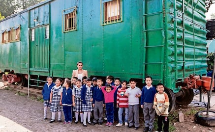 Mexico City’s “School-Wagon” offers education to poor children