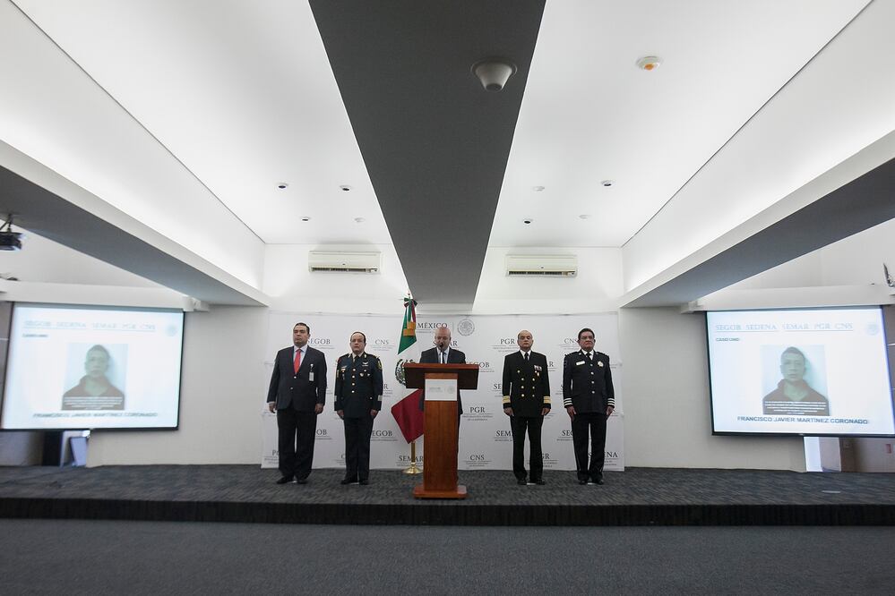 En conferencia de prensa, el titular de la Comisión Nacional de Seguridad, Renato Sales, hizo el anuncio de la captura del narcotraficante (YADÍN XOLALPA. EL UNIVERSAL)