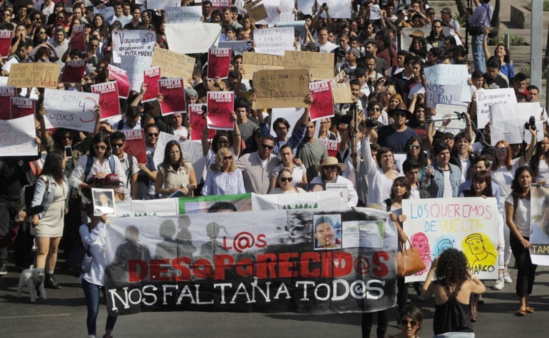 Manifestación en Guadalajara. (FOTO: Jorge Alberto Mendoza / EL UNIVERSAL)