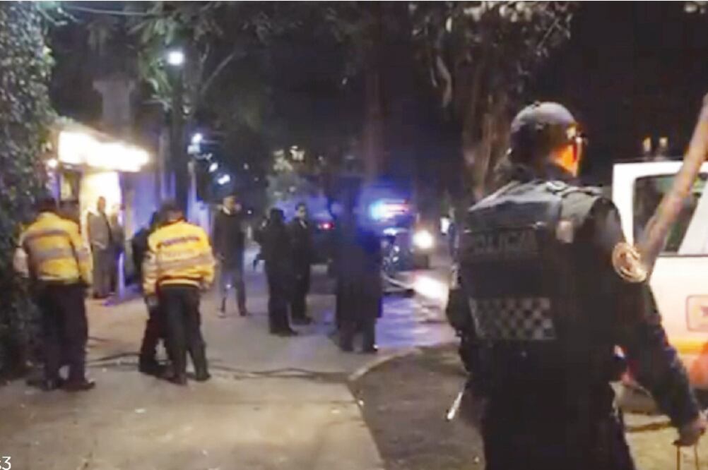 El city manager, Arné aus den Ruthen Haag, tuvo que enfrentar a escoltas prepotentes que violaban el Reglamento de Tránsito (FOTO TOMADE DE PERISCOPE)